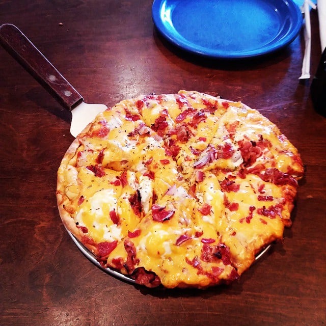 Best Pizza in Indianapolis Kim Carpenter & The We Sell Indy Team